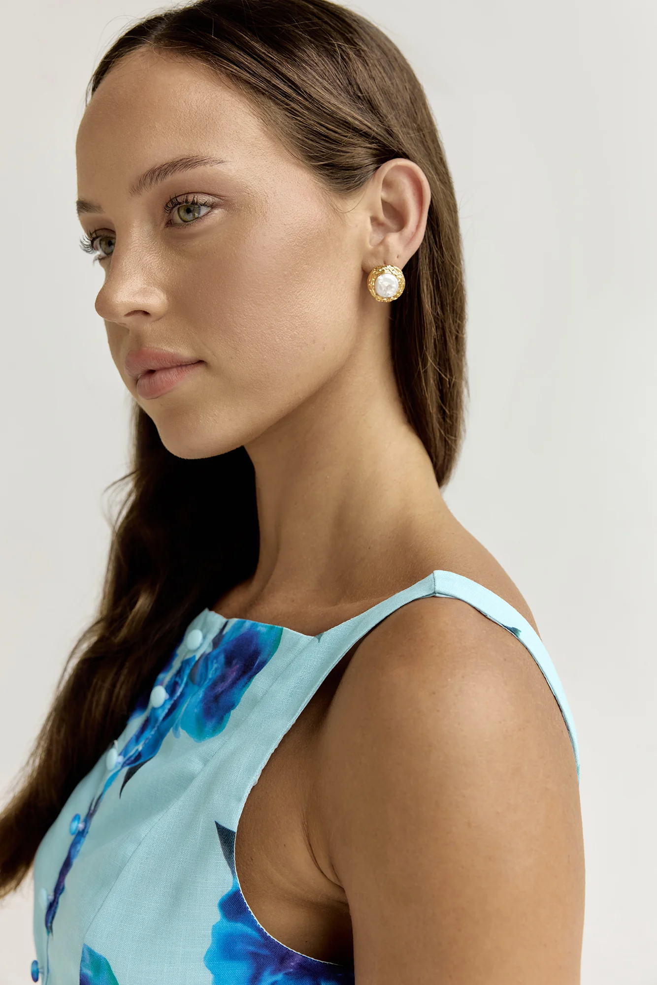 18k Gold Plated Sorelle Seas Earrings Gold - Image 3