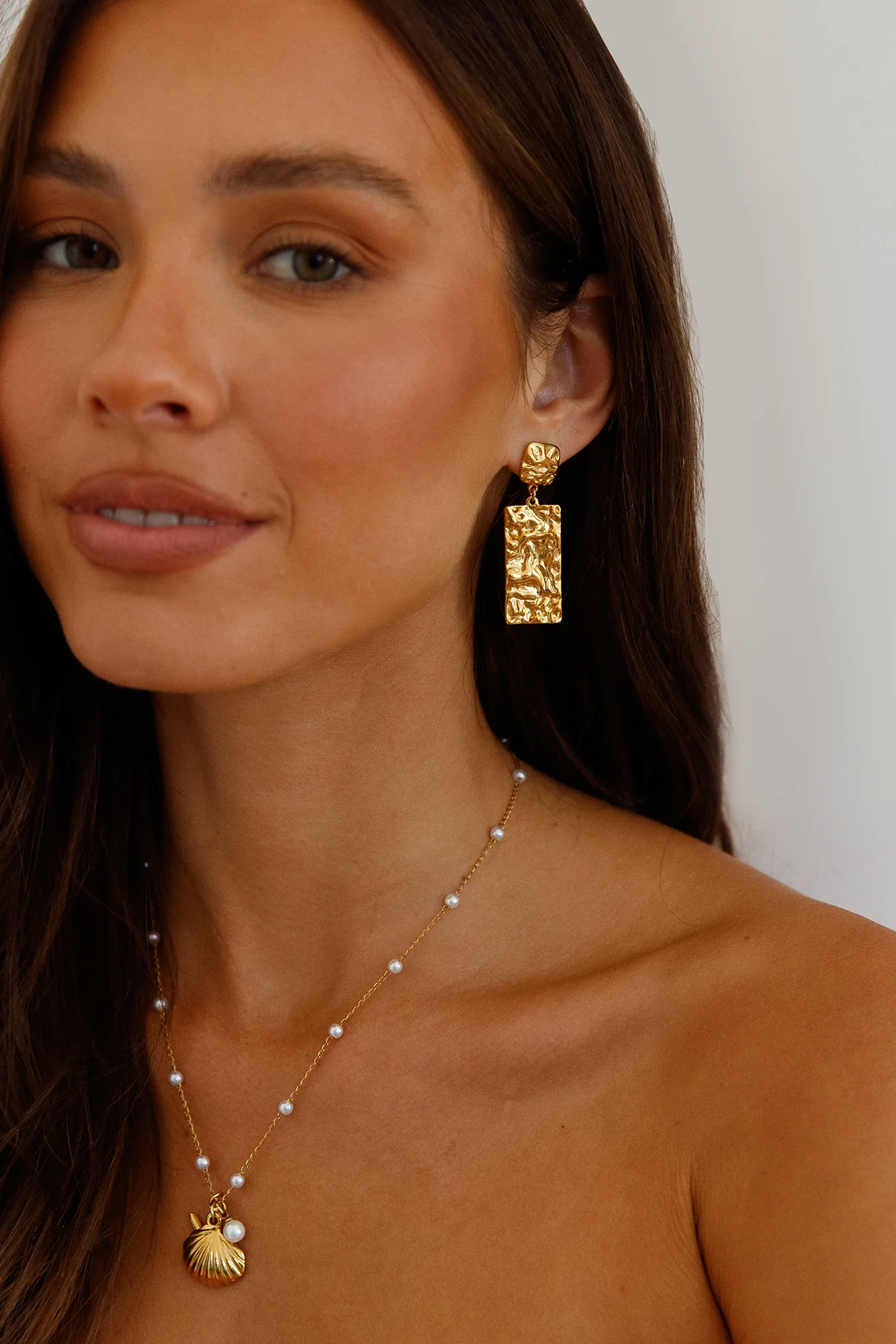 18K Gold Plated Vintage Charm Earrings Gold - Image 7