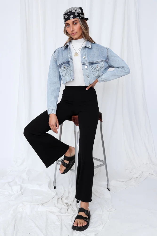 70s Spring Denim Jacket Light Blue - Image 4
