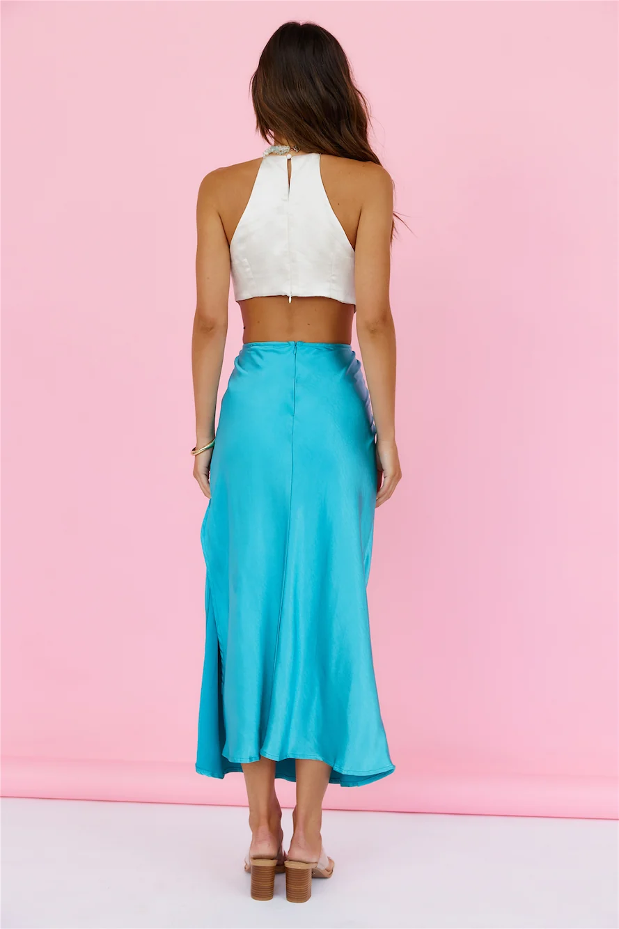 Abstract Ideas Maxi Dress Blue - Image 9