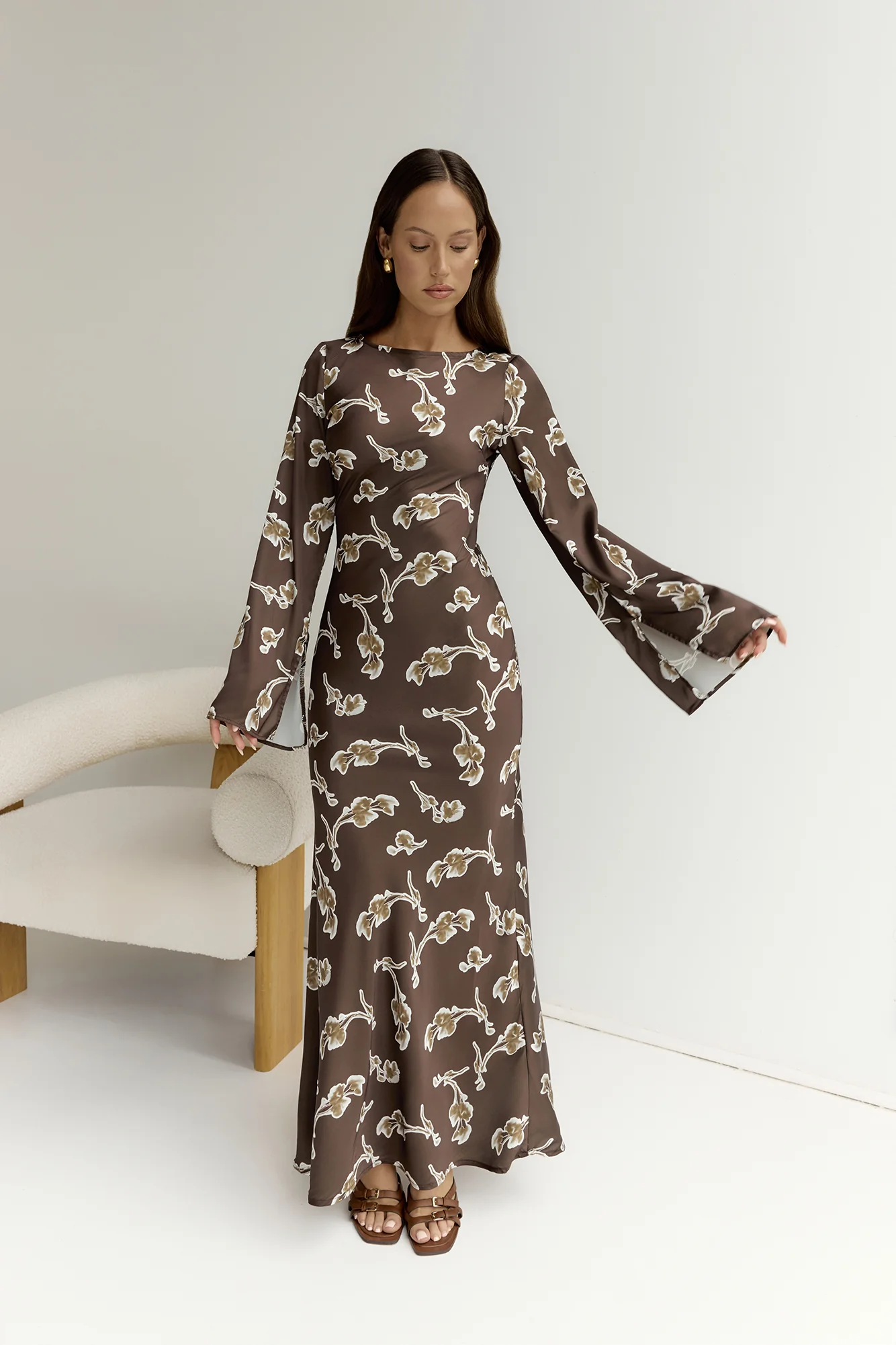 Angeline Long Sleeved Maxi Dress Brown - Image 3