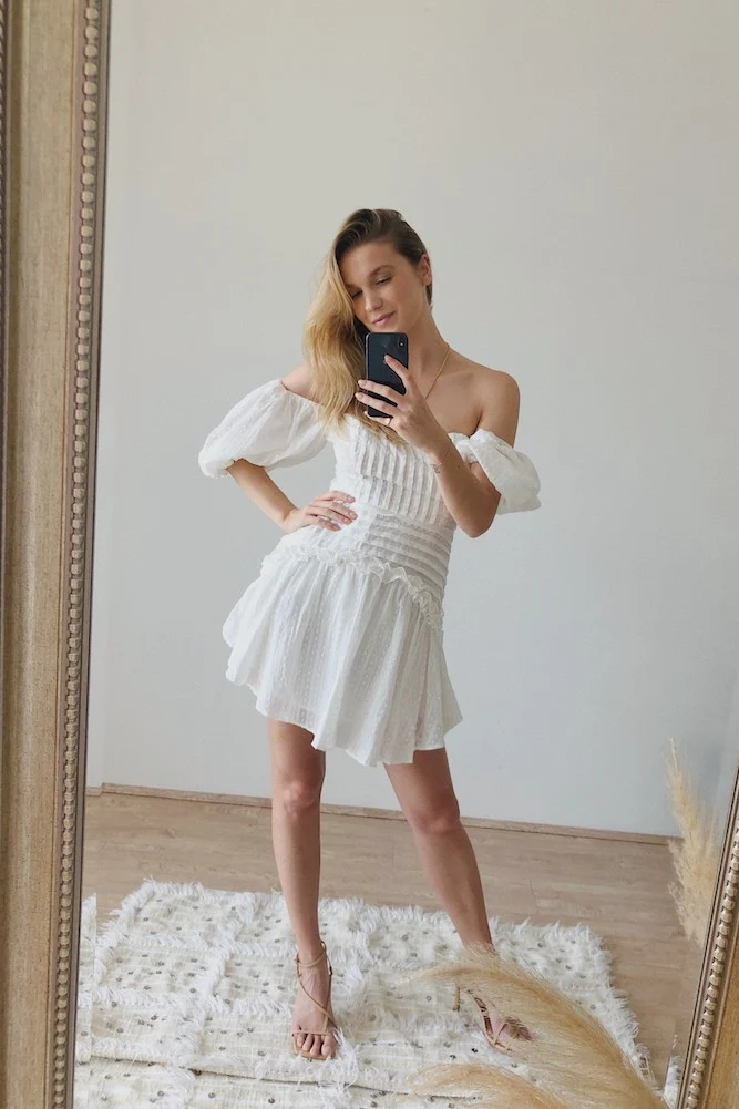 Discovery Dress White - Image 3