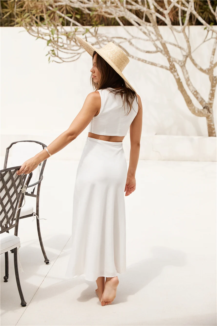 Fluttering Hearts Maxi Dress White - Image 2