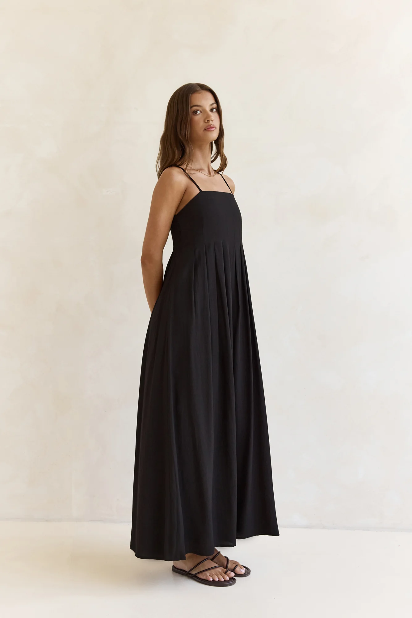 Highrise Skies Maxi Dress Black - Image 3