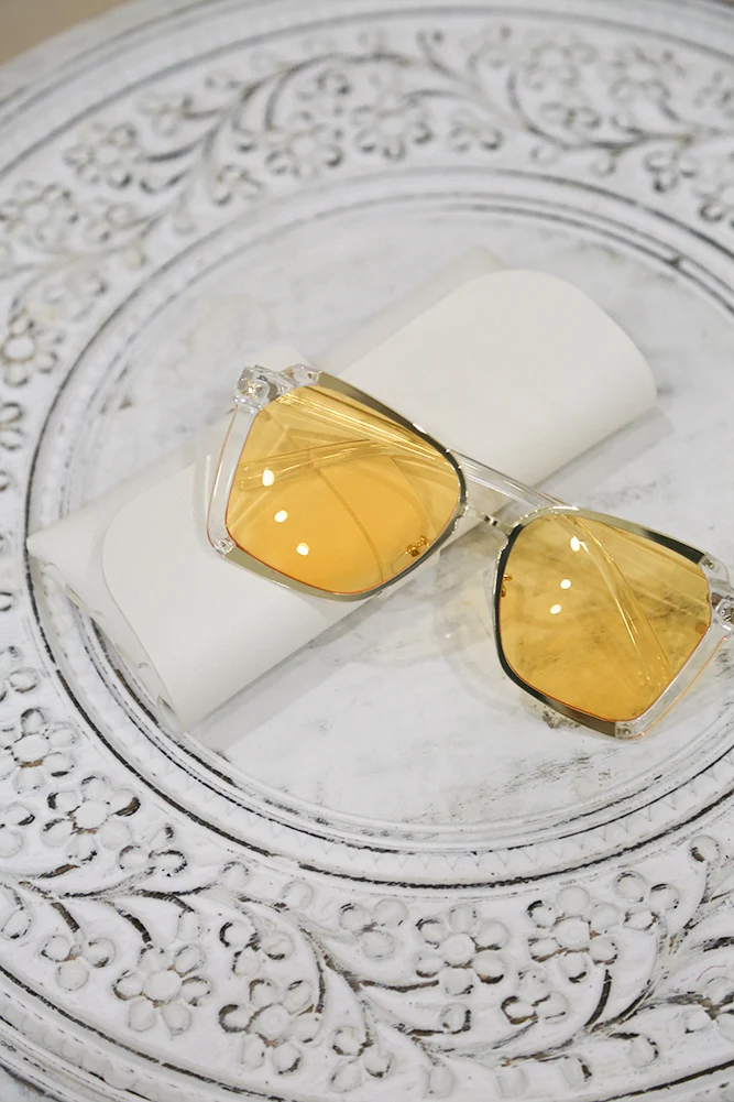 Love Poet Sunglasses - Image 4