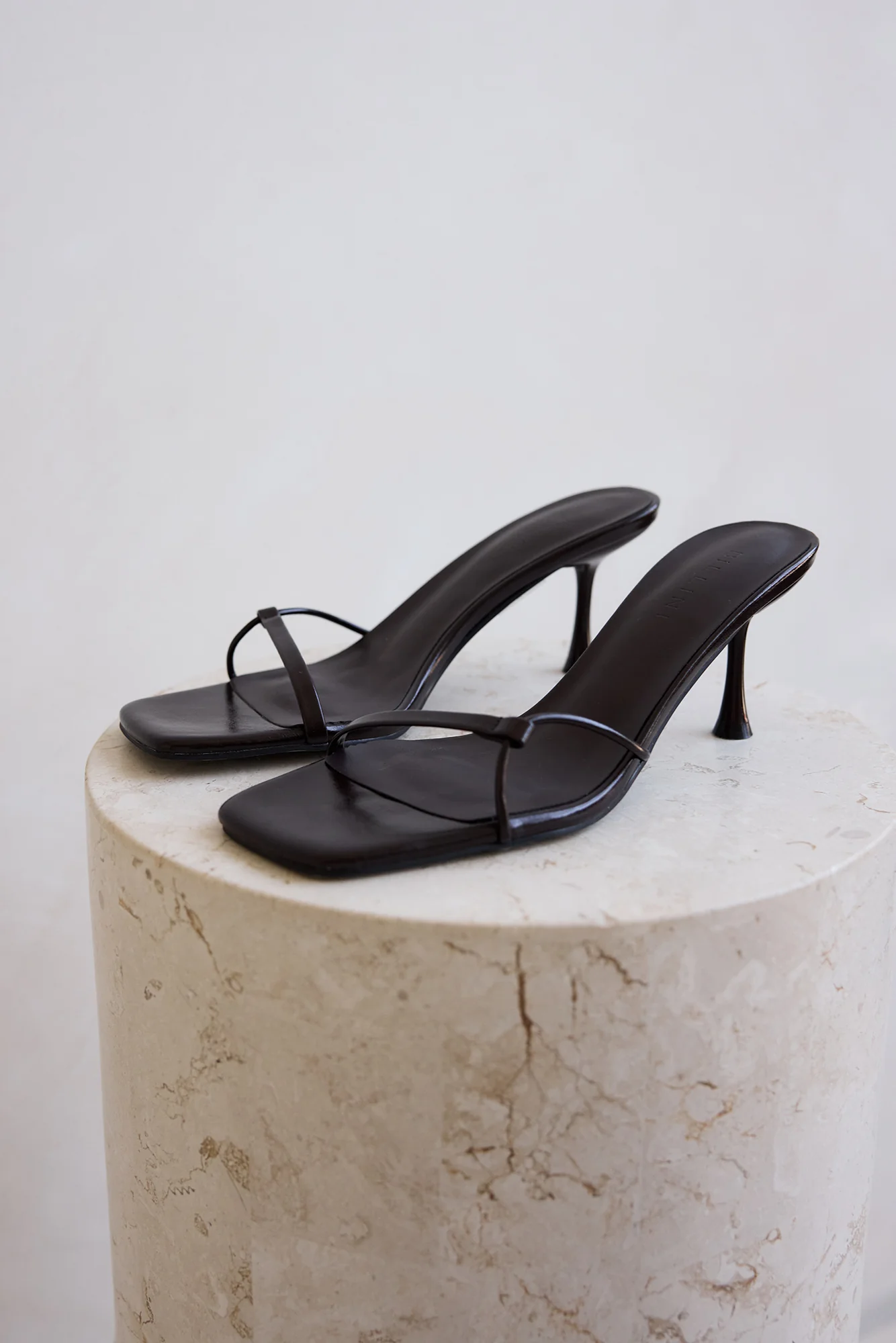 Nuri Heel Chocolate Shine - Image 4