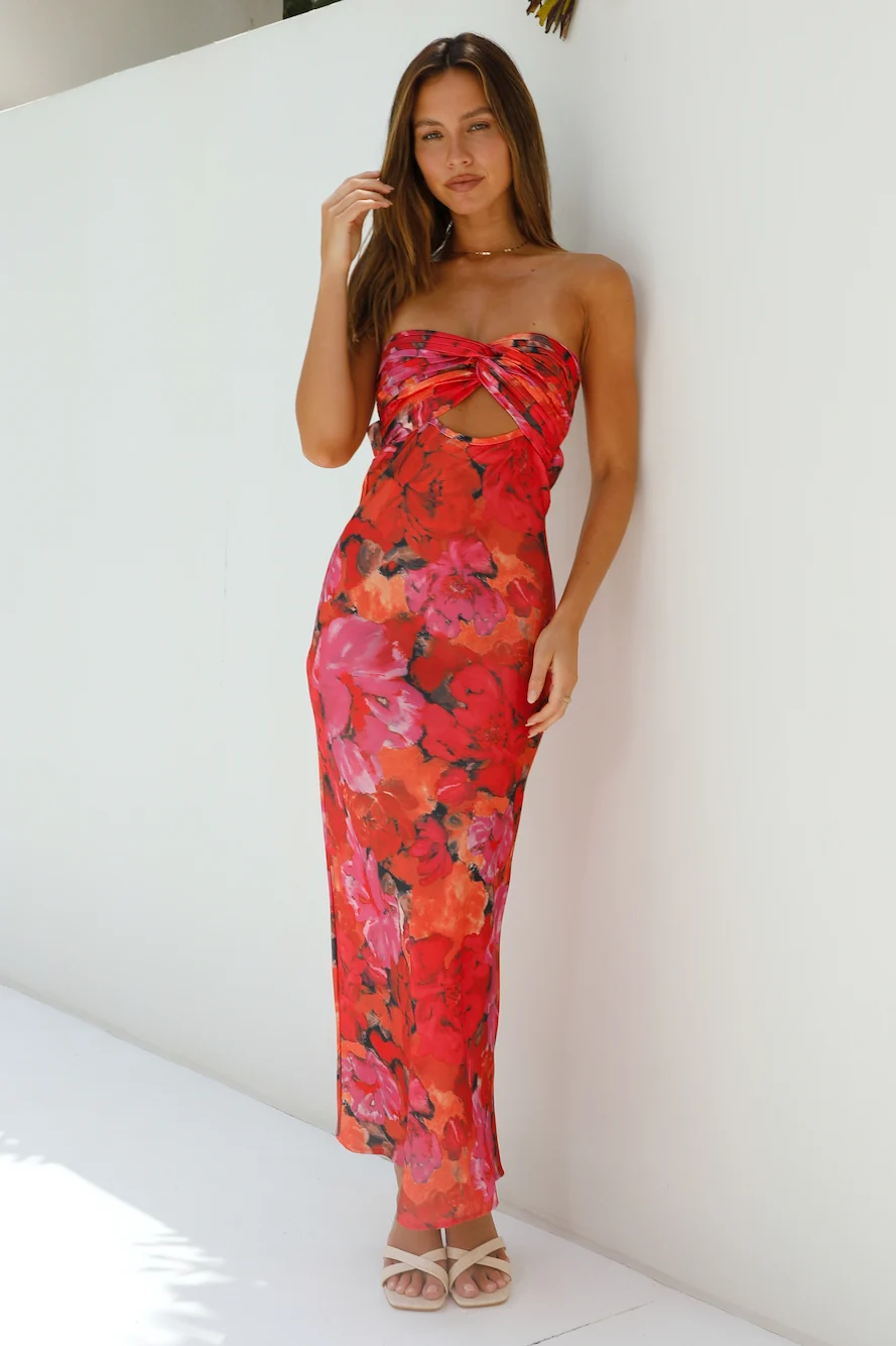 Out Of This World Maxi Dress Red - Image 3