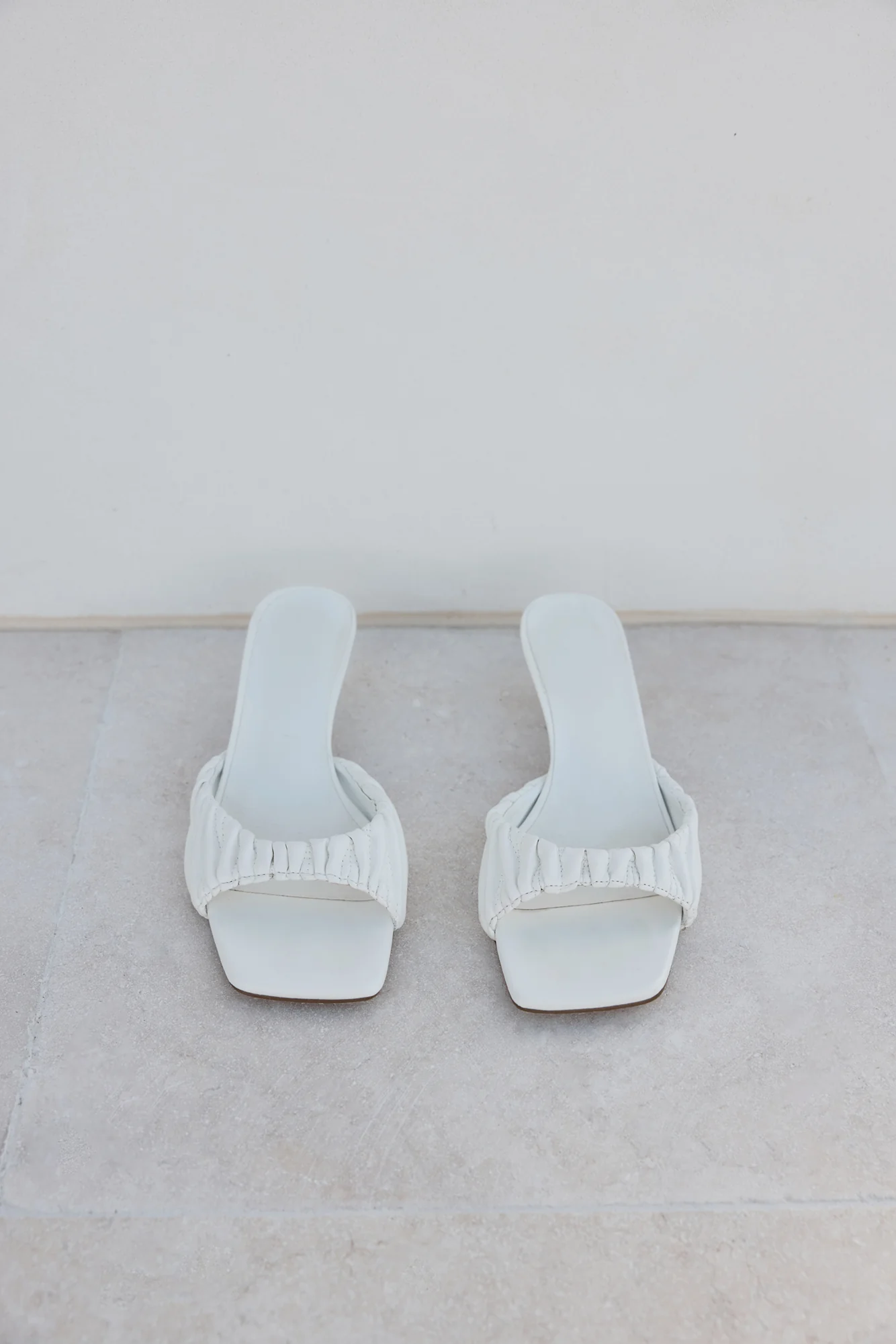 Pilar Heel White - Image 4