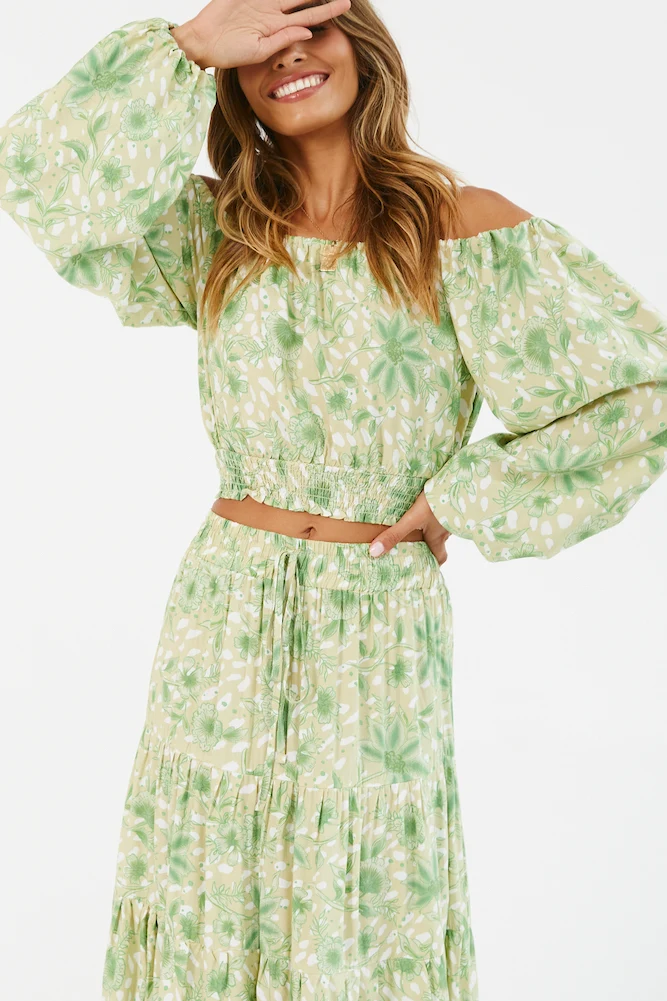 Right For Me Crop Top Green - Image 4