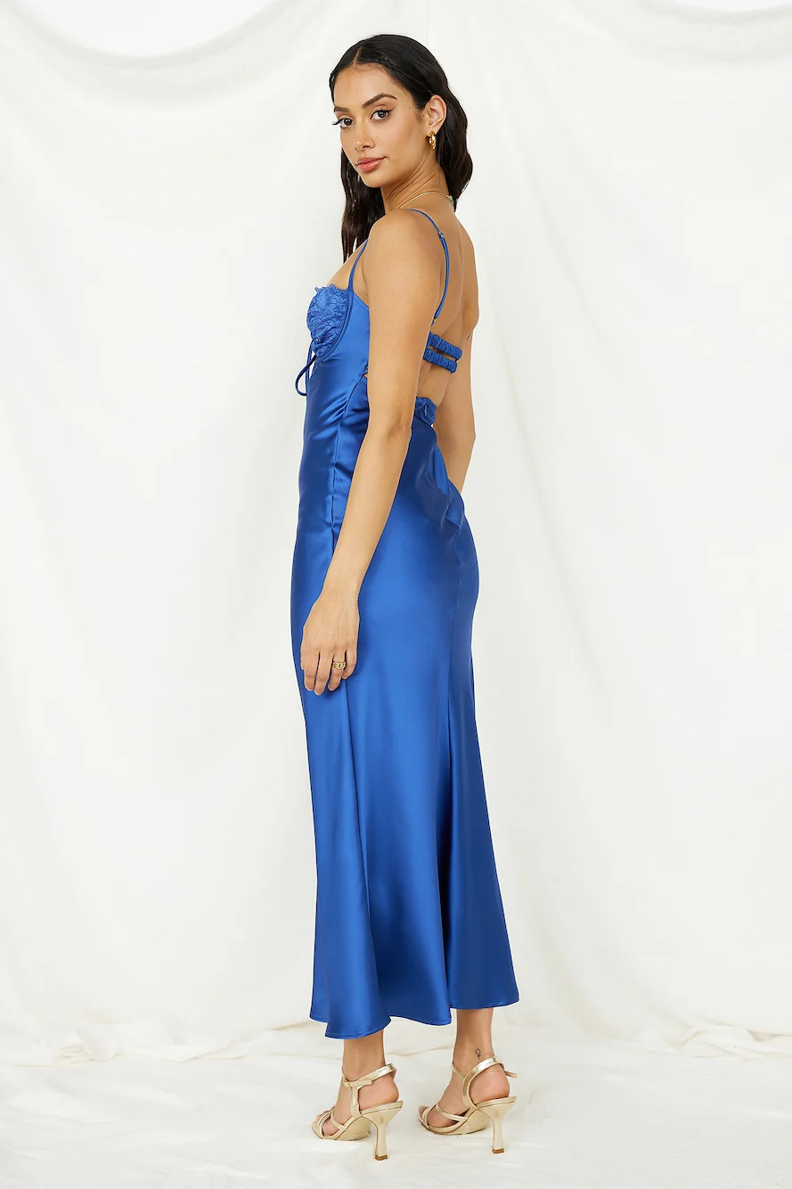 Roaming Girl Maxi Dress Blue - Image 2