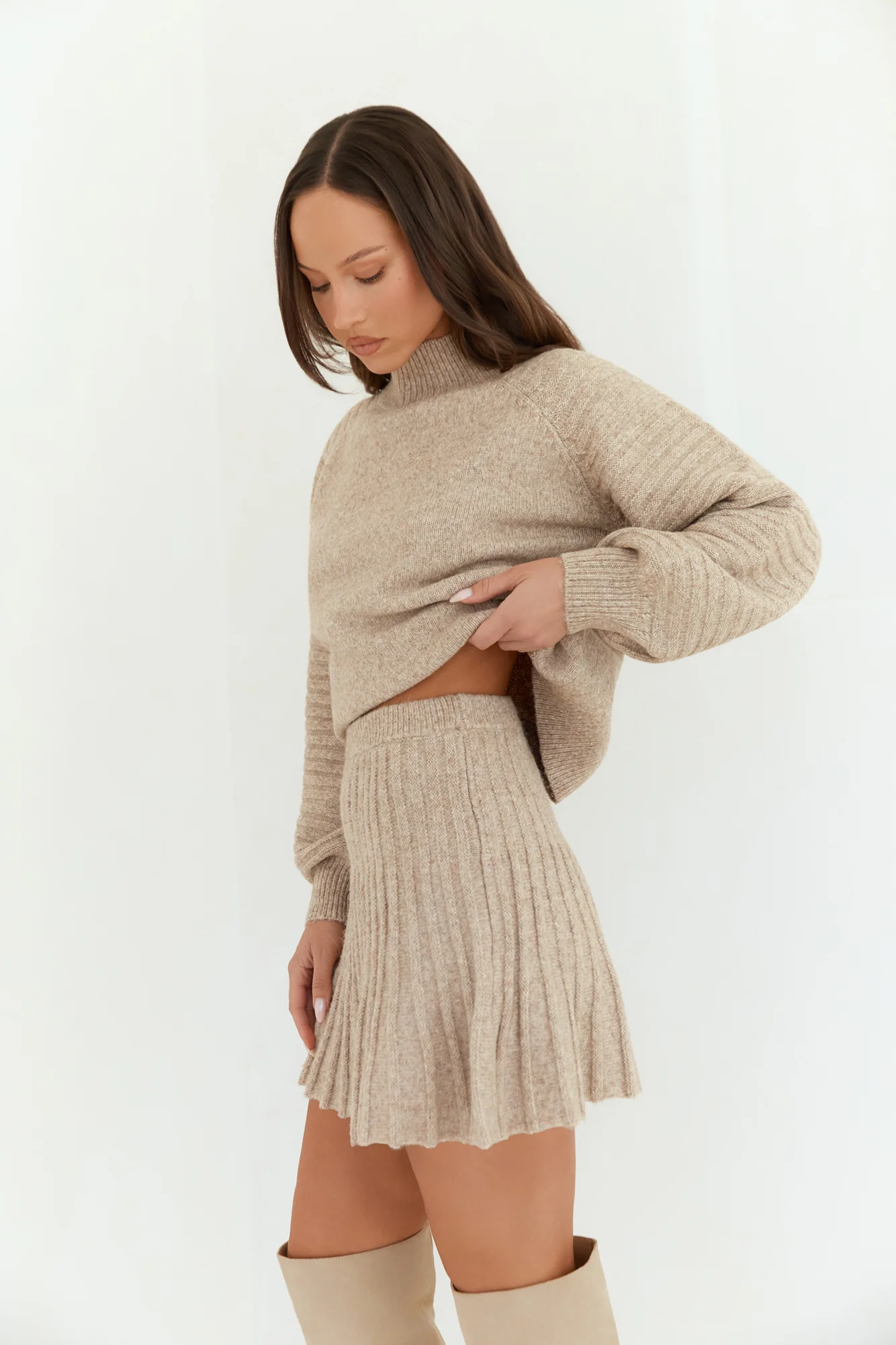 Seasonal Style Knit Mini Skirt Camel - Image 4