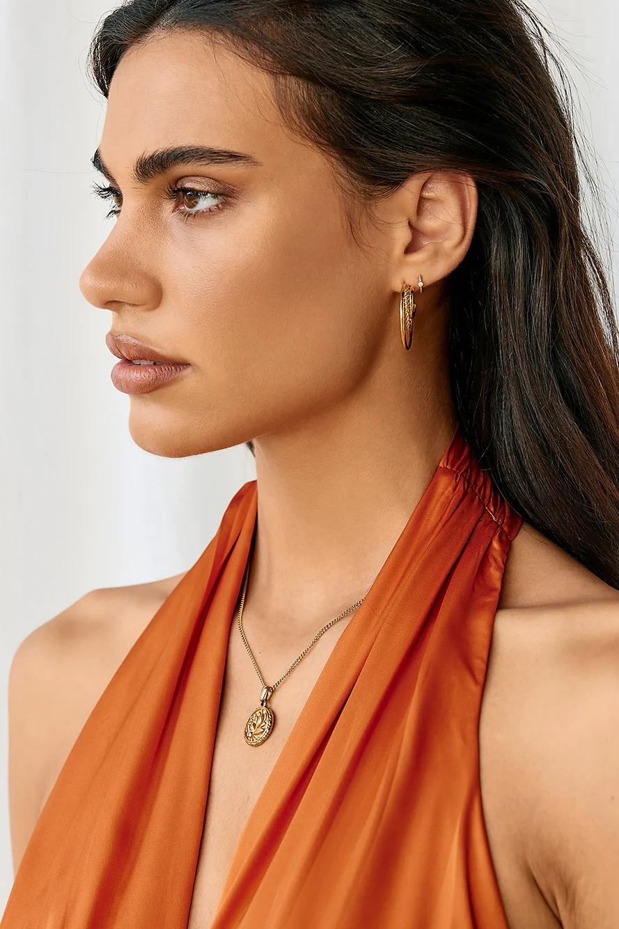 Venna Earrings Gold - Image 2