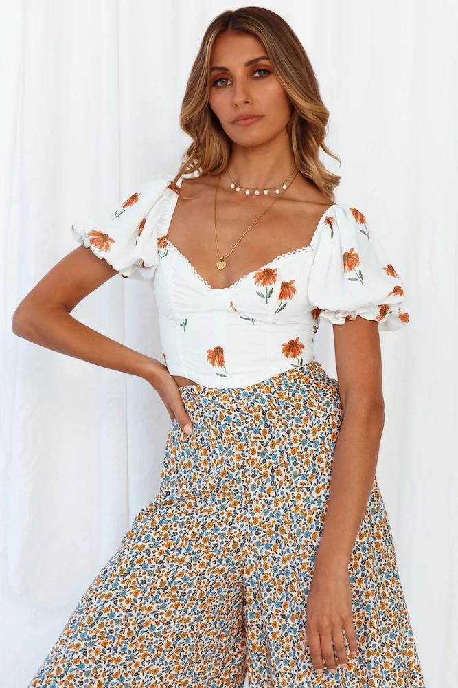 Zaragoza Wandering Crop Top White - Image 4